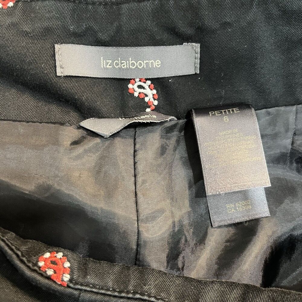 Liz Claiborne Black Paisley Embroidered Pants Size 6 Petite - Picture 5 of 5